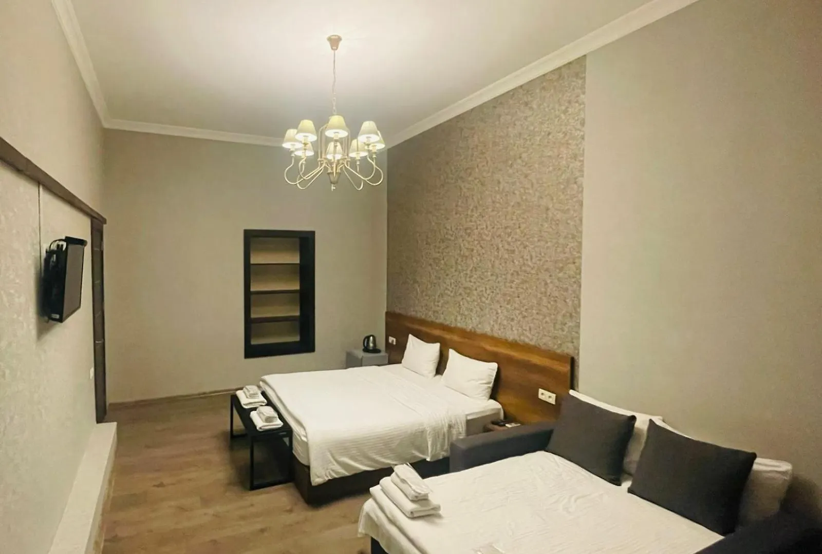 Hotel Cozy Tiflis 3*,